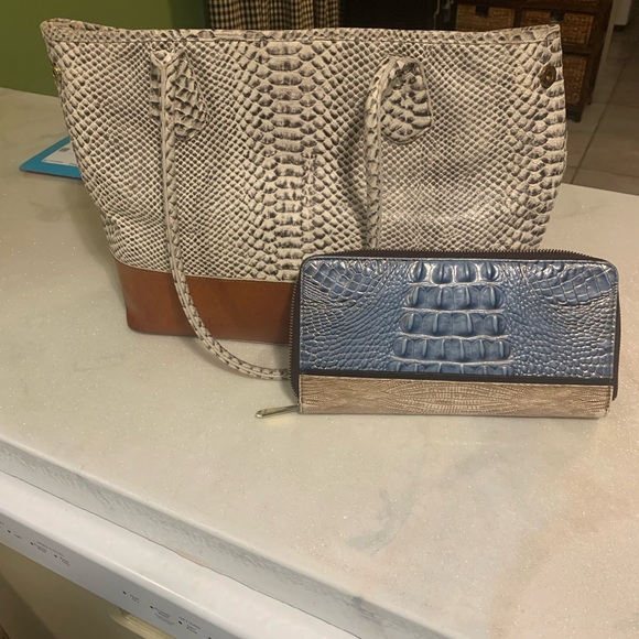 Brahmin Snakeskin Tote & crocodile wallet - Picture 10 of 10